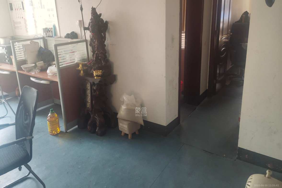泰时三湘金地  2室2厅1卫    2100.0元/月室内图