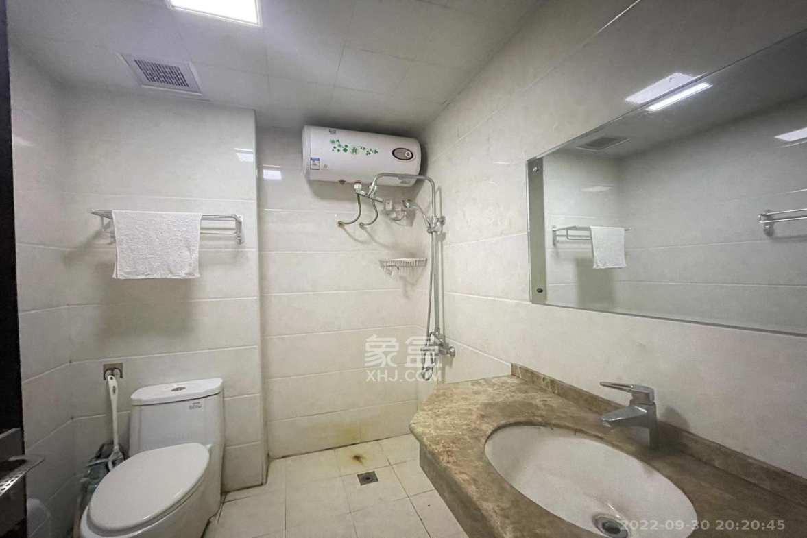 红旗商贸城  1室1厅1卫   700.00元/月室内图