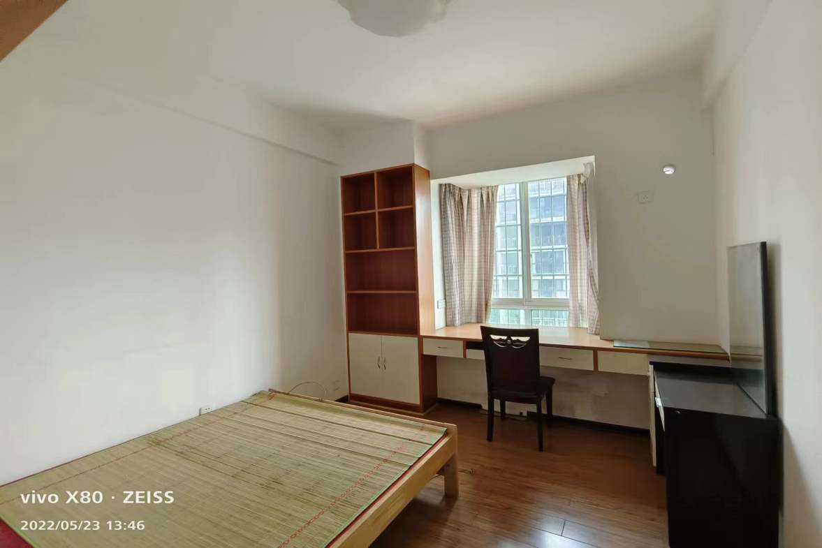 柳城印象  3室2厅1卫    1800.0元/月室内图