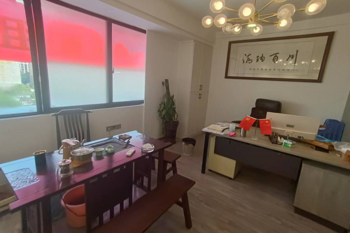 中央香榭  7室2厅2卫   7400.00元/月室内图
