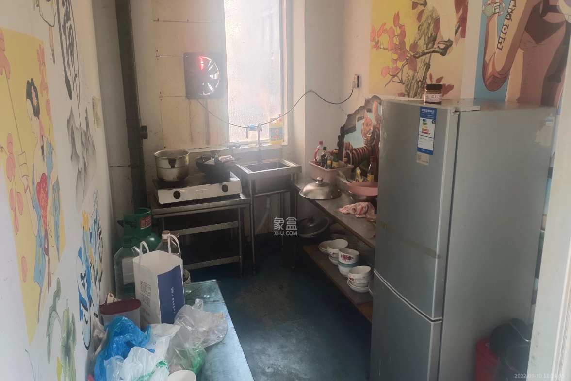 泰时三湘金地  2室2厅1卫    2100.0元/月室内图1