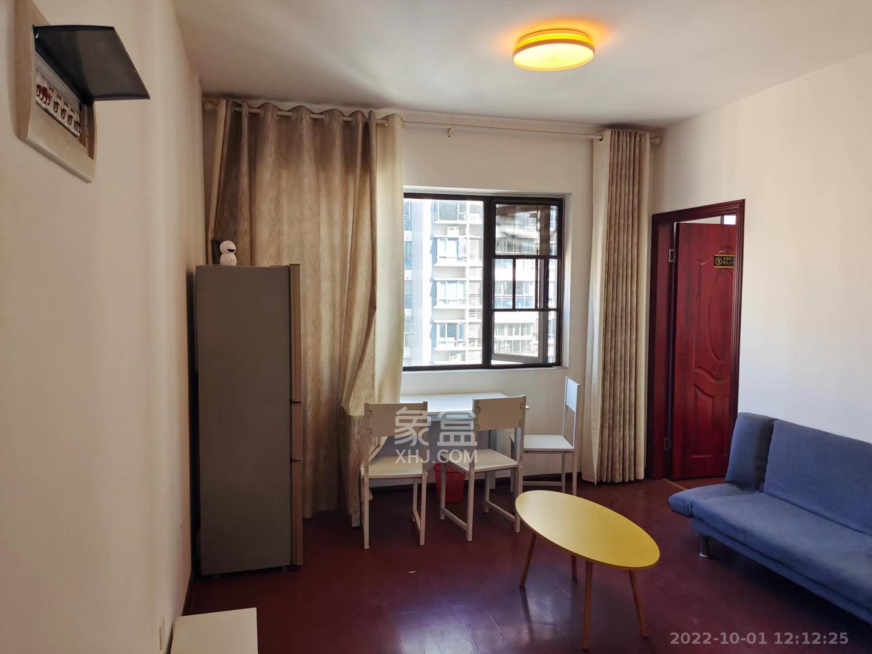 尚上美寓 3室2厅1卫 3000.0元/月