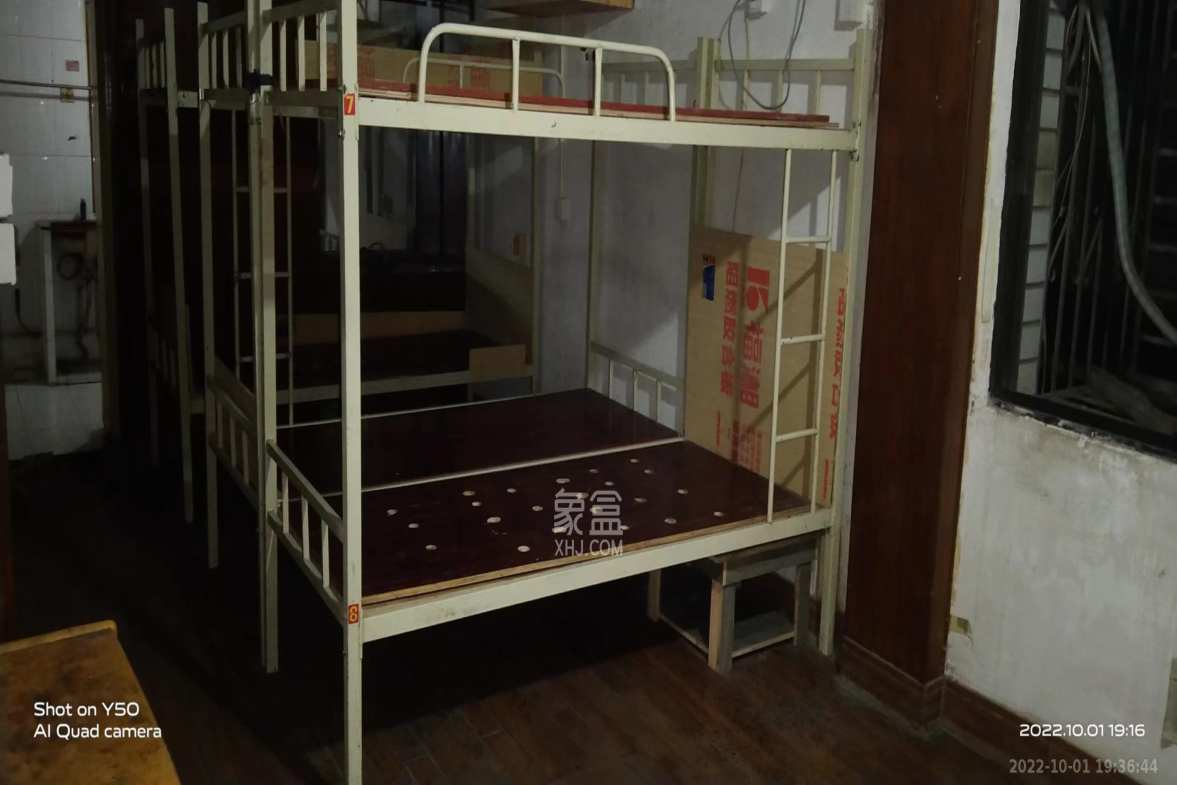 东风路汽电宿舍 3室2厅2卫 2700.0元/月 东风路汽电宿舍 3室2厅2卫 2700.0元/月室内图