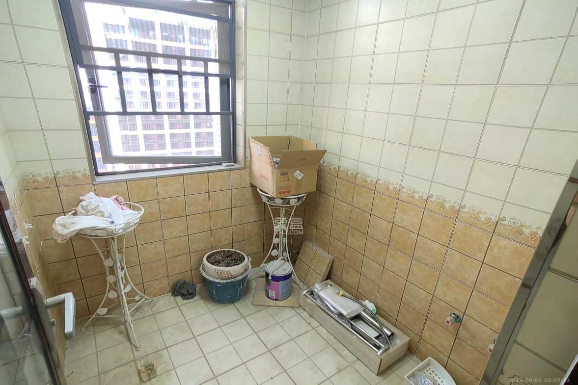 长龙湾  3室2厅1卫    3000.0元/月室内图
