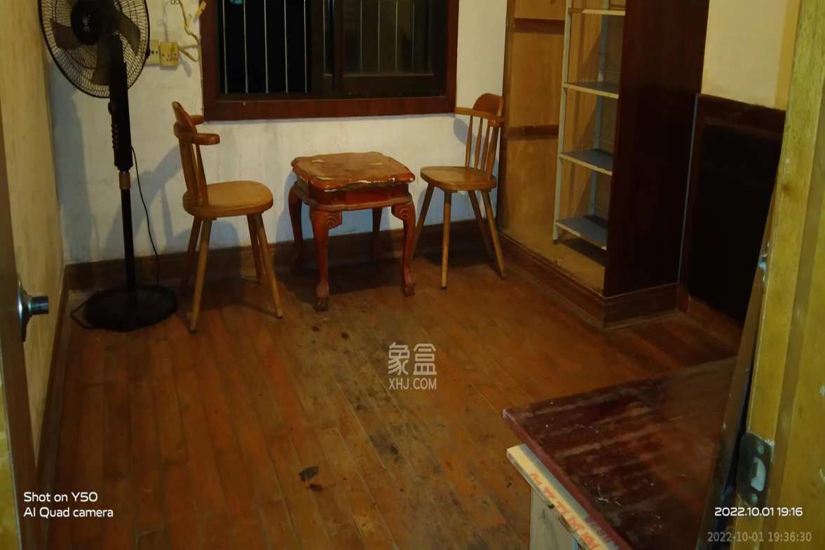 东风路汽电宿舍 3室2厅2卫 2700.0元/月 东风路汽电宿舍 3室2厅2卫 2700.0元/月室内图