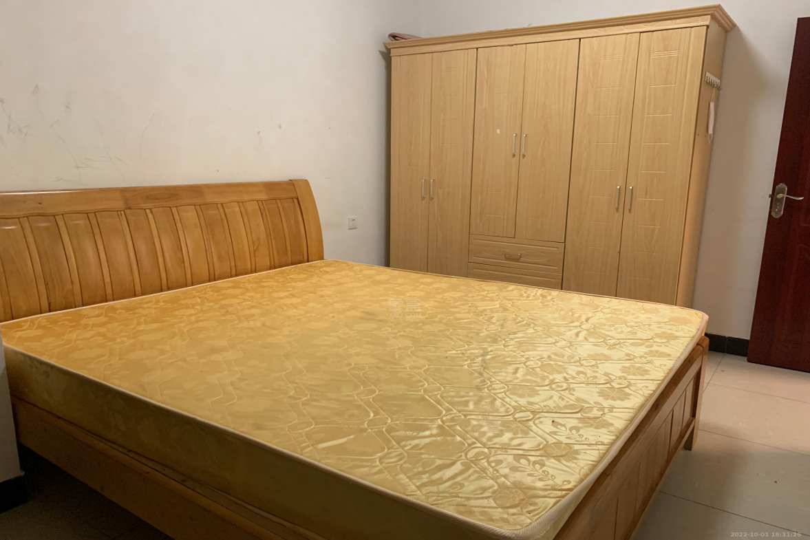 石塘冲 2室1厅1卫 1200.0元/月 石塘冲 2室1厅1卫 1200.0元/月室内图