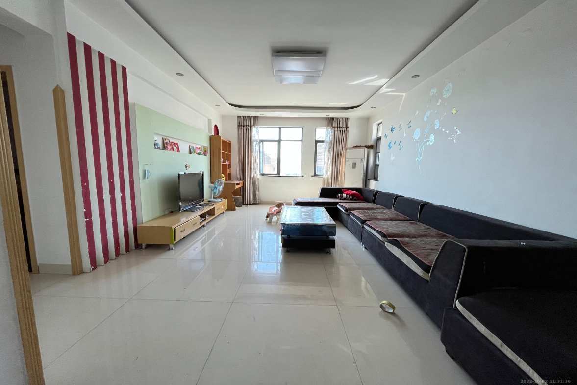 中央皇庭 3室2厅2卫 2000.0元/月 中央皇庭 3室2厅2卫 2000.0元/月室内图