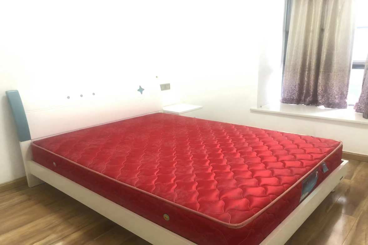 愉景湾东域 2室1厅1卫 1600.0元/月 愉景湾东域 2室1厅1卫 1600.0元/月室内图