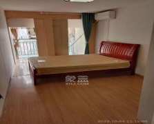 中瀚财富广场  3室2厅2卫   1800.00元/月