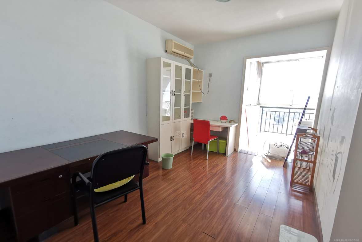 裕景龙苑 3室2厅1卫 1500.0元/月 裕景龙苑 3室2厅1卫 1500.0元/月室内图