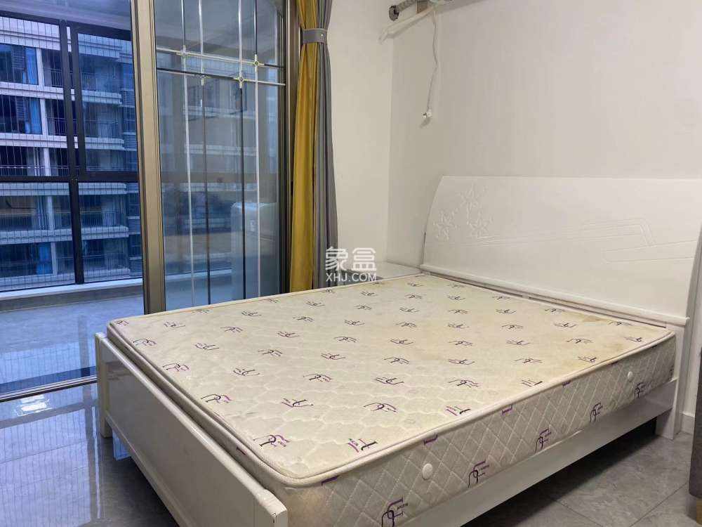 金河湾1881  1室1厅1卫   1500.00元/月室内图