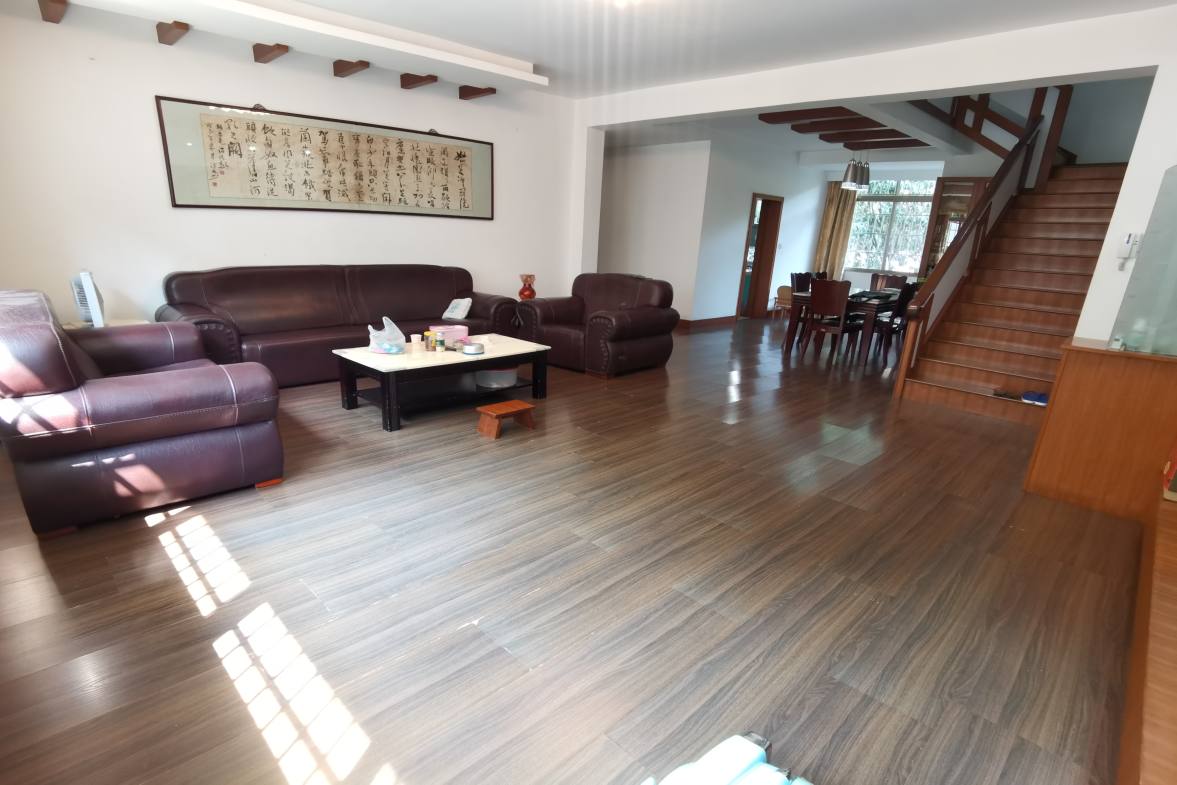 金叶苑  4室2厅2卫   95.00万室内图1