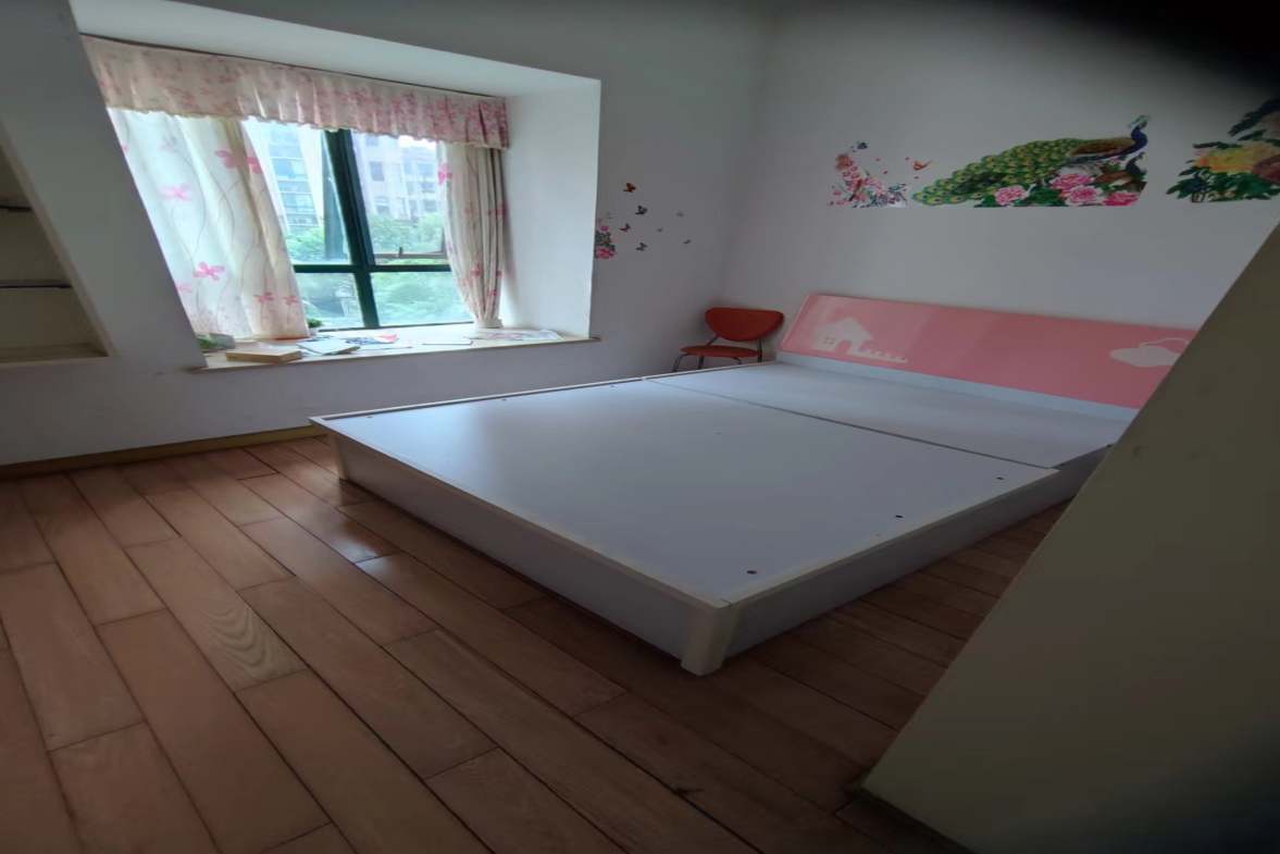 北美阳光城  4室2厅2卫   85.00万室内图