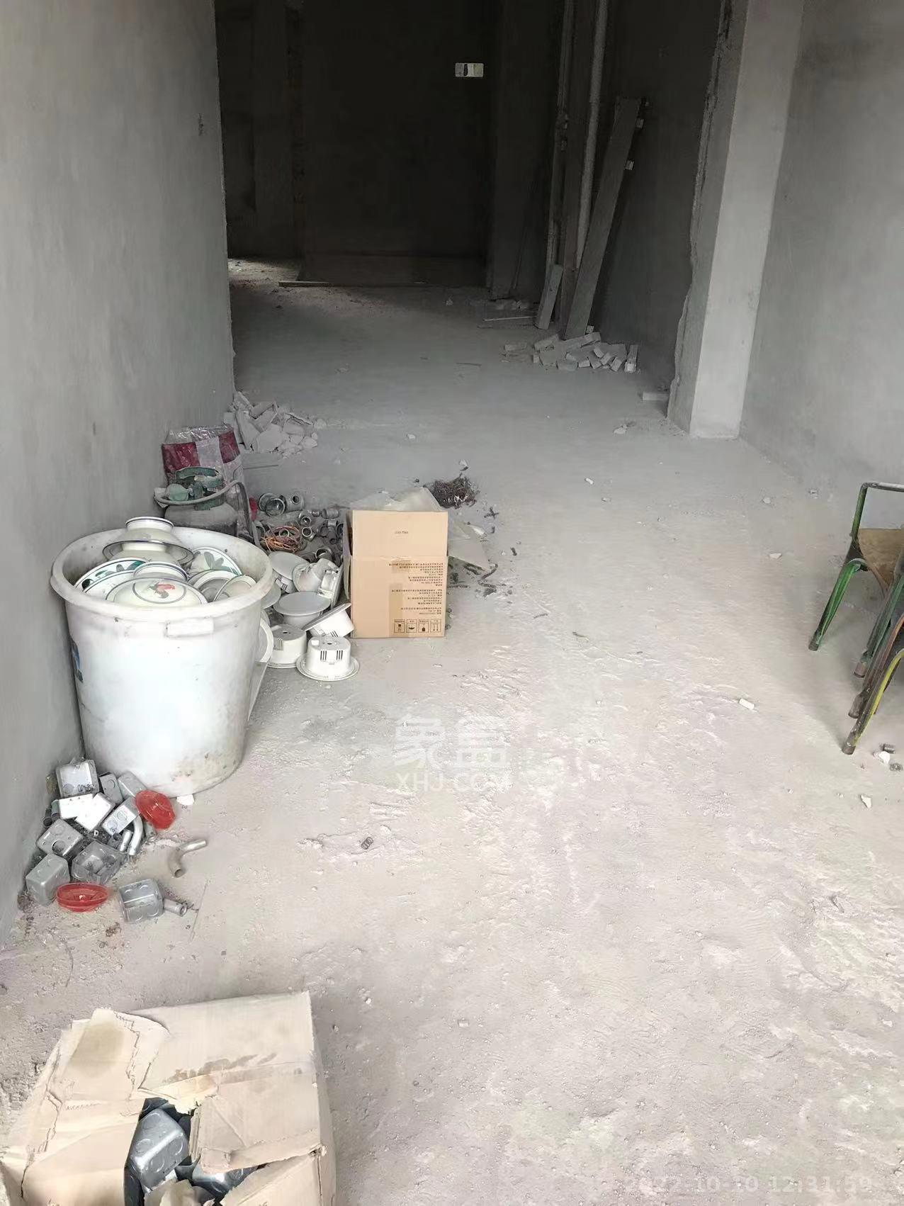 华润置地广场二期   192.7㎡      6000.0元/月室内图