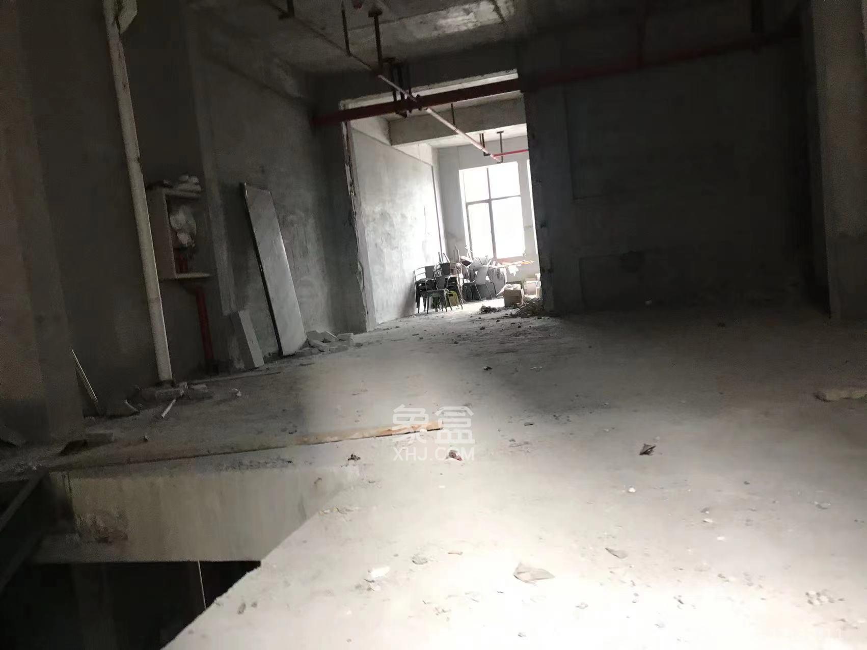 华润置地广场二期   192.7㎡      6000.0元/月室内图