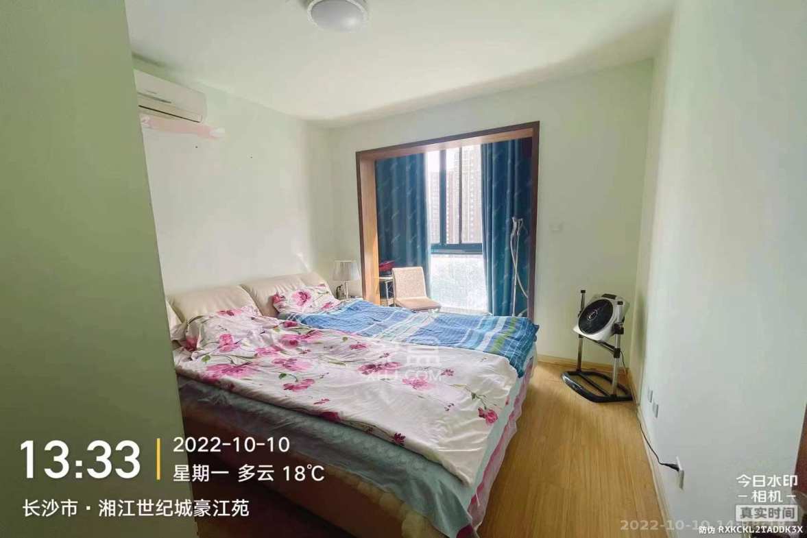 湘江世纪城豪江苑  3室2厅2卫    2400.0元/月室内图