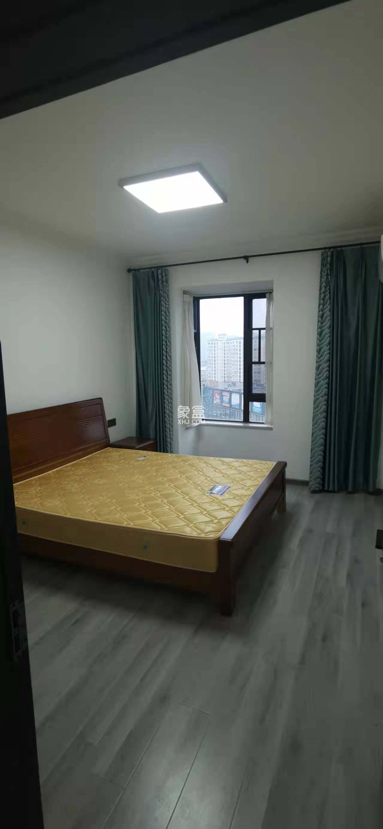 天伦国际  3室2厅1卫   115.00万