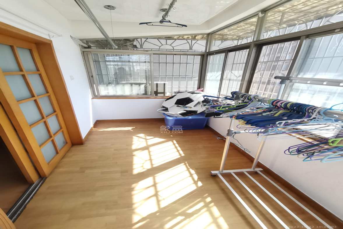 丽星景园  3室2厅2卫    2600.0元/月室内图