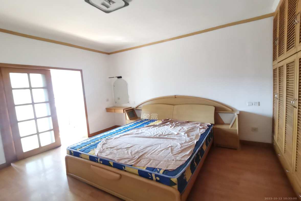 丽星景园  3室2厅2卫    2600.0元/月室内图