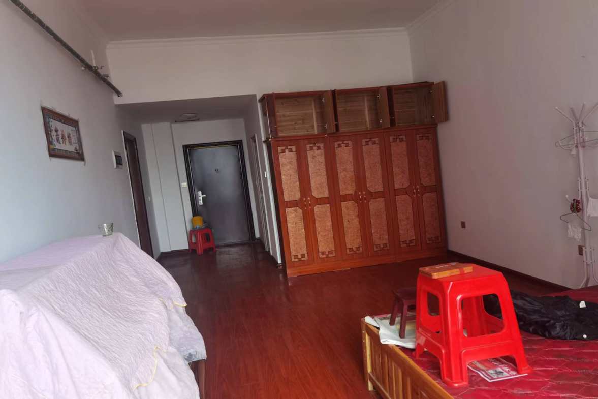 鸿星新天地 1室1厅1卫 1280.0元/月 鸿星新天地 1室1厅1卫 1280.0元/月室内图