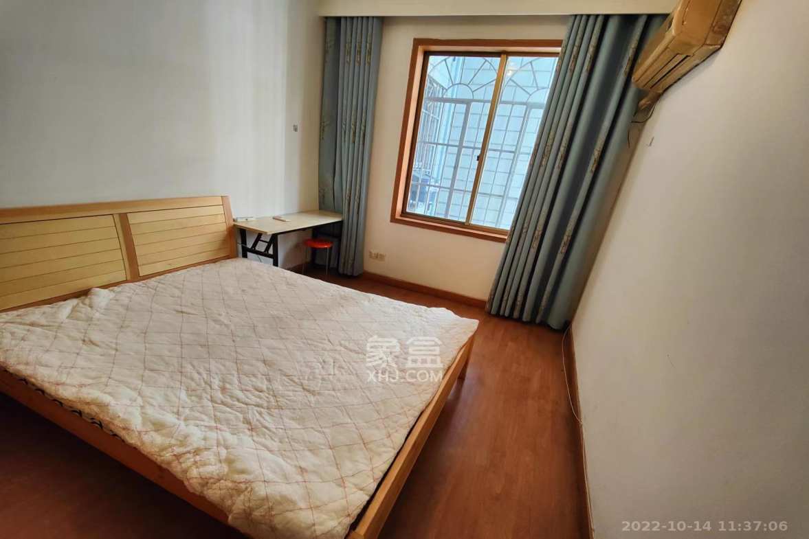 汇城花园  3室2厅2卫    3600.0元/月室内图