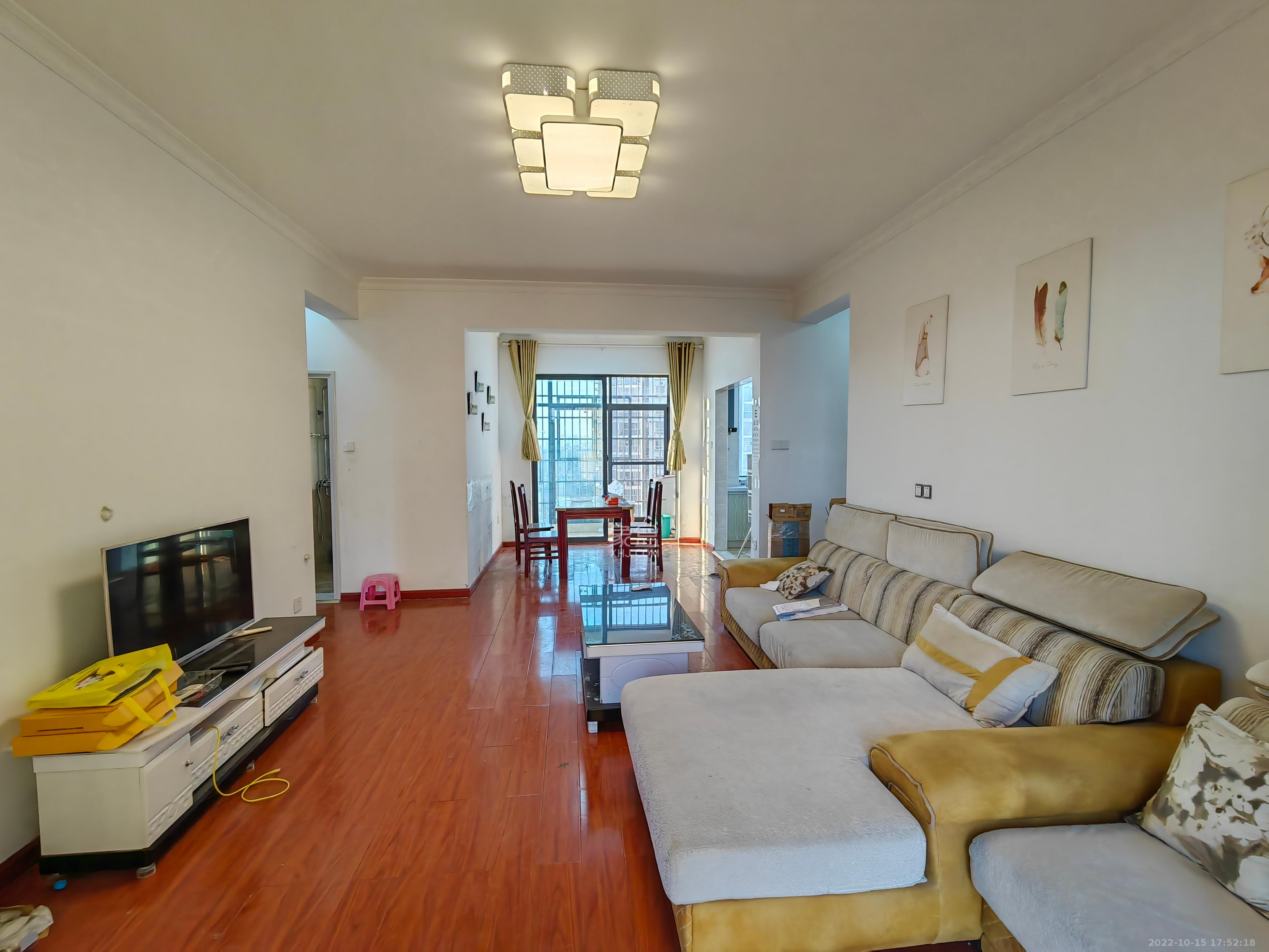 恒泰广场 3室2厅1卫 2600.0元/月