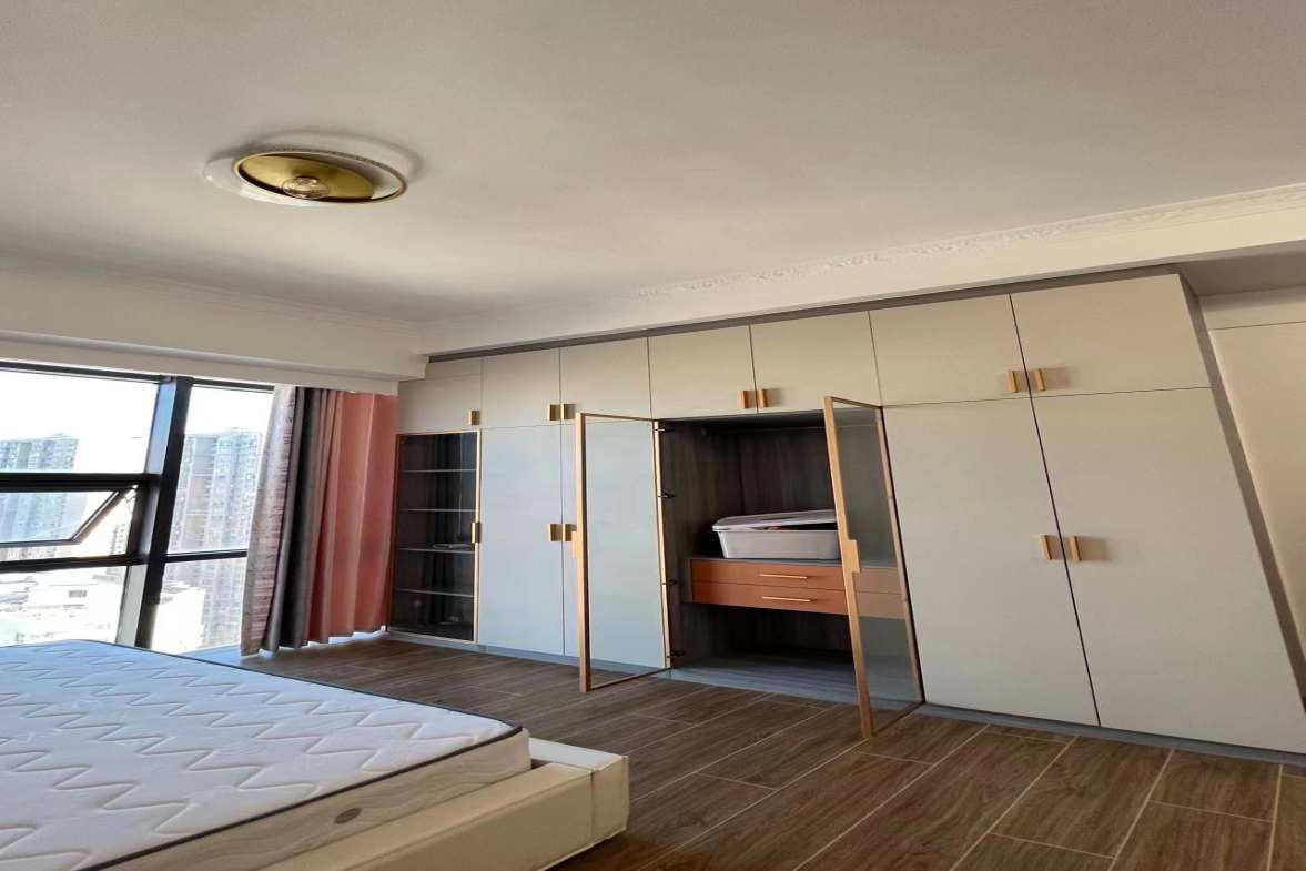 汇通国际  1室1厅1卫    1200.0元/月室内图