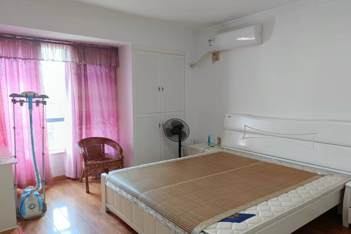 金益紫檀  3室2厅2卫    2800.0元/月室内图