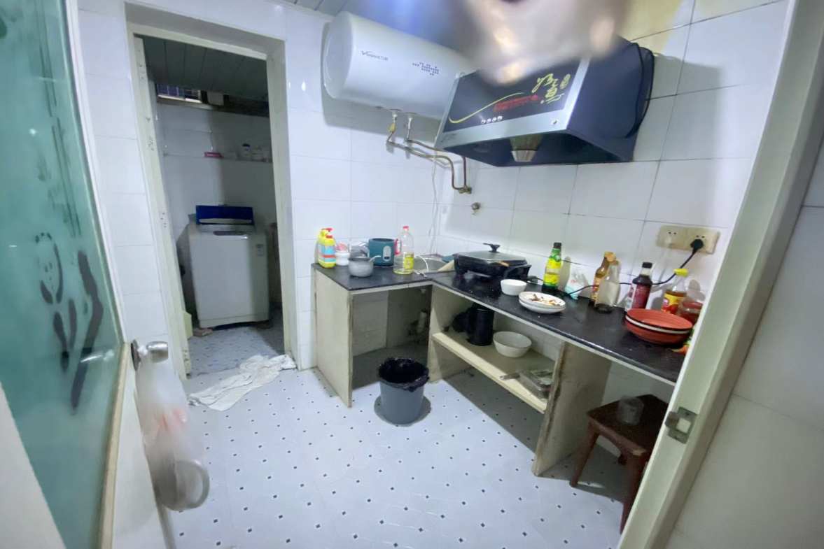 环城南路散盘  1室1厅1卫    500.0元/月室内图