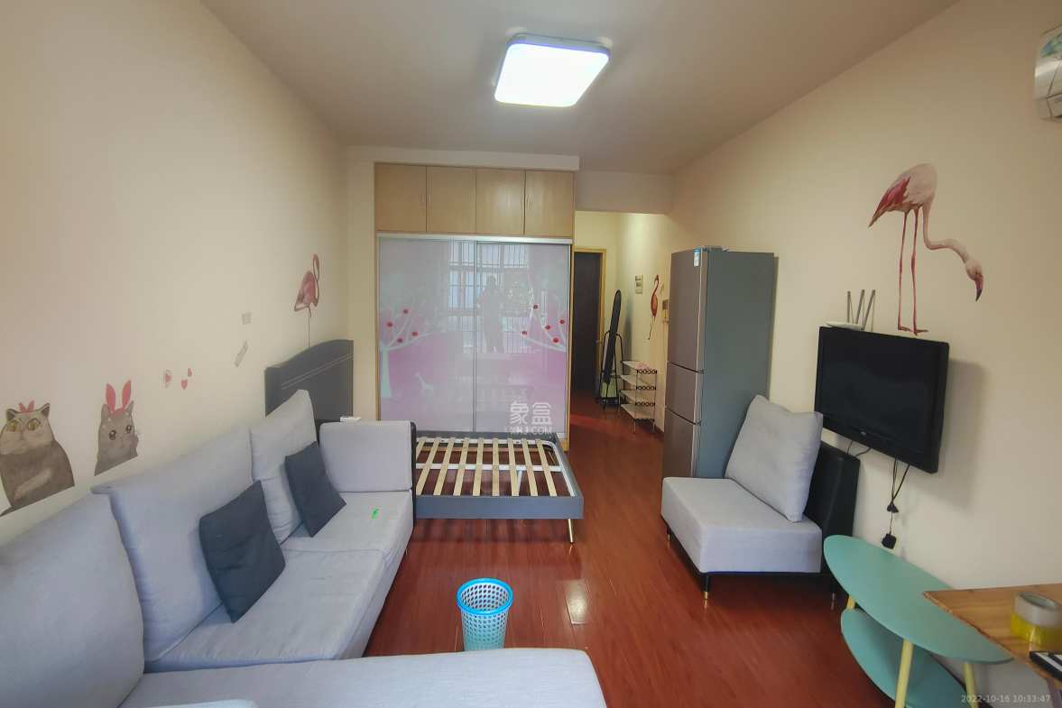 融橙上品  1室1厅1卫    1500.0元/月室内图
