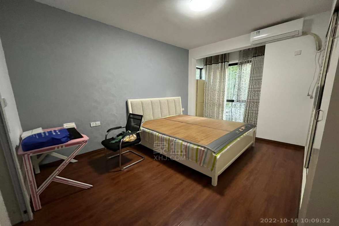 荷塘嘉苑  3室2厅2卫    1500.0元/月室内图