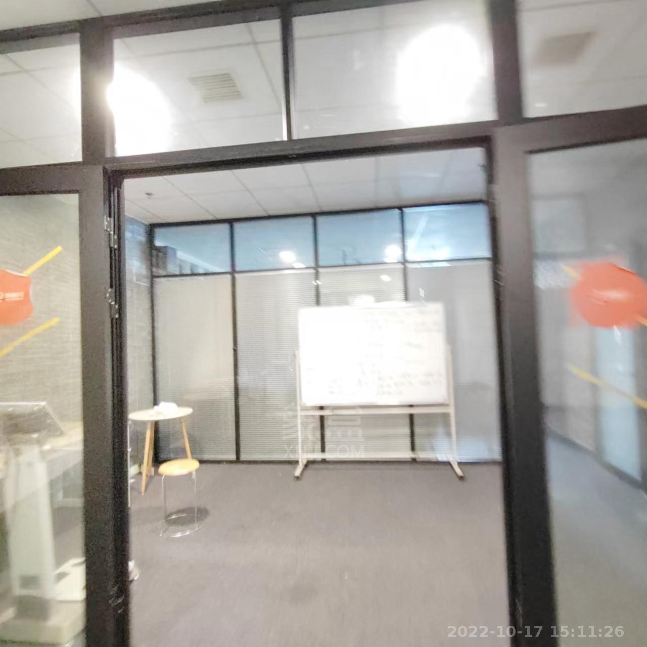 蓝盾景园二期   240.0㎡     6000.00元/月室内图