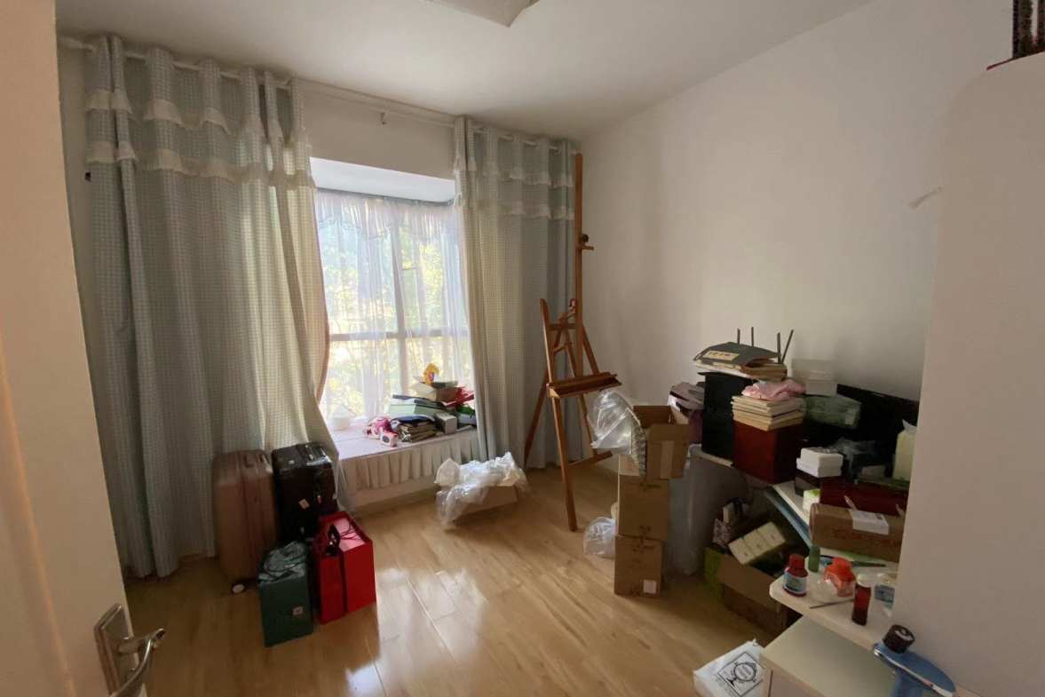 佳宁娜小区（梓山湖小区）  3室2厅2卫    2200.0元/月室内图