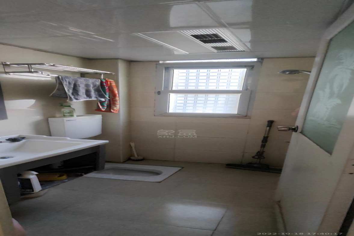 荷叶六村  2室1厅1卫    800.0元/月室内图