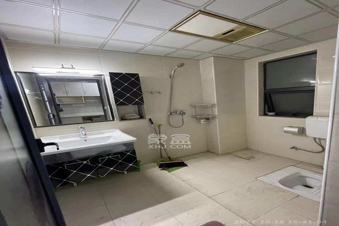 长沙雅居乐花园  4室2厅2卫    3500.0元/月室内图