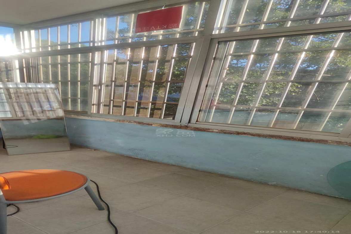 荷叶六村  2室1厅1卫    800.0元/月室内图