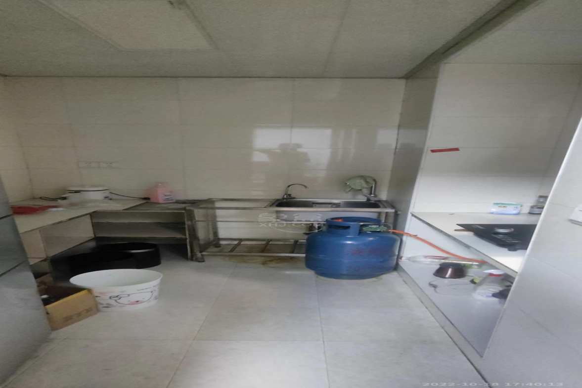 荷叶六村  2室1厅1卫    800.0元/月室内图