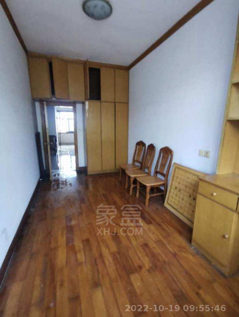 厦华小区(大坪管理设计院) 3室2厅2卫 1500.0元/月 厦华小区(大坪管理设计院) 3室2厅2卫 1500.0元/月室内图