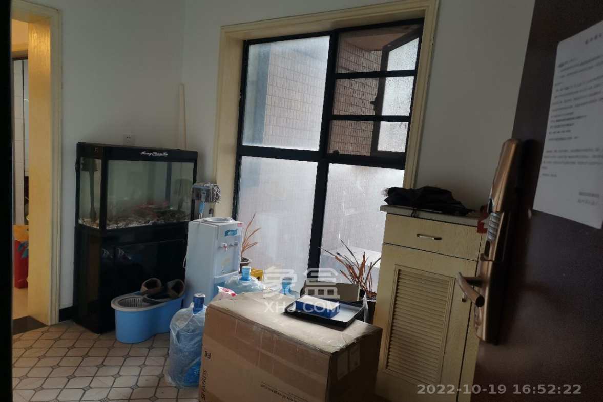 华悦城  2室1厅1卫    2600.0元/月室内图
