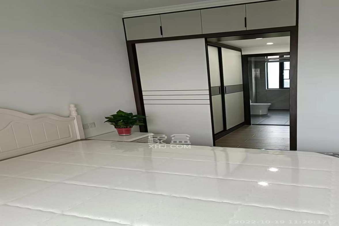 智达佳园  3室2厅2卫    2800.0元/月室内图