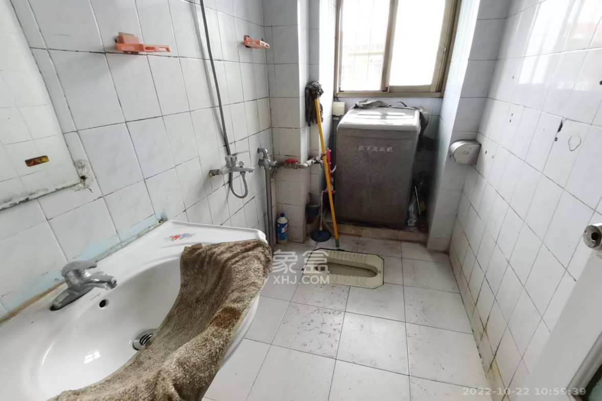 天心物业 3室1厅1卫 1900.0元/月 天心物业 3室1厅1卫 1900.0元/月室内图