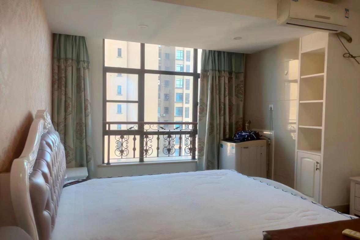 众一桂府  1室1厅1卫    23.8万卫生间