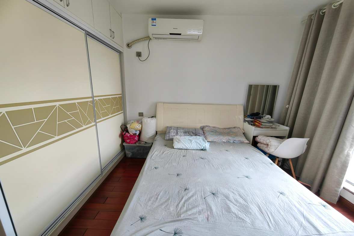 兰亭湾畔  2室2厅1卫    2300.0元/月室内图