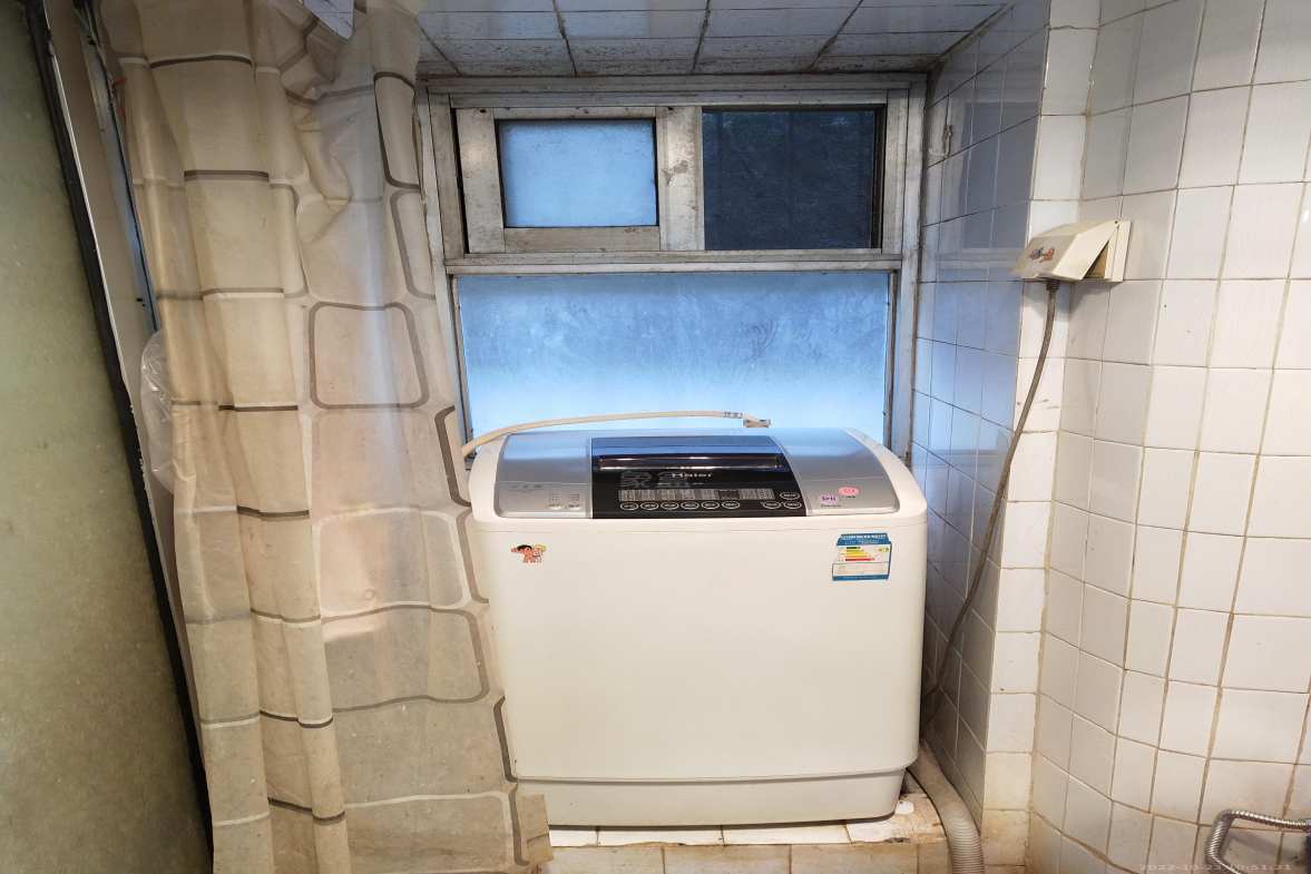 建设南路公安小区 3室1厅1卫 1400.0元/月 建设南路公安小区 3室1厅1卫 1400.0元/月室内图