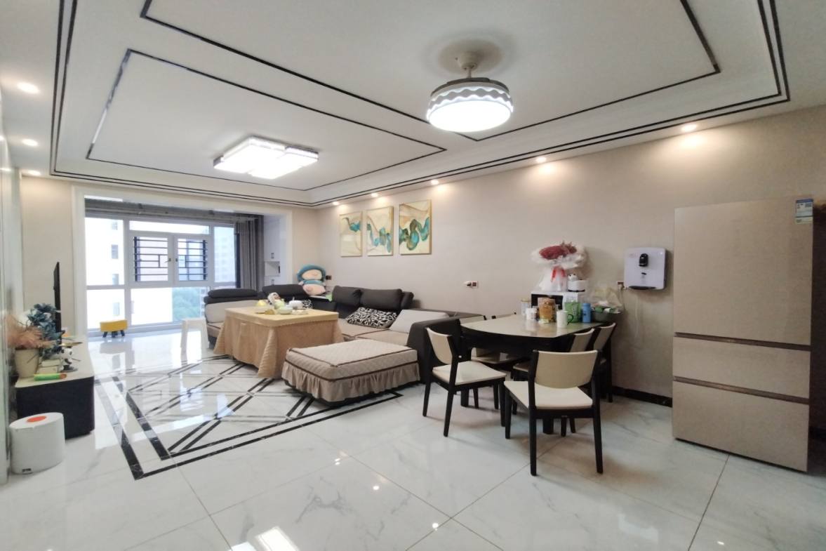 五江碧桂园城市广场  3室2厅2卫    3000.0元/月室内图