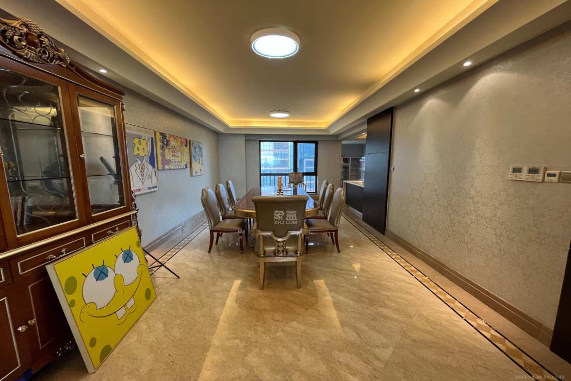 华远华中心  4室2厅1卫    17000.0元/月室内图