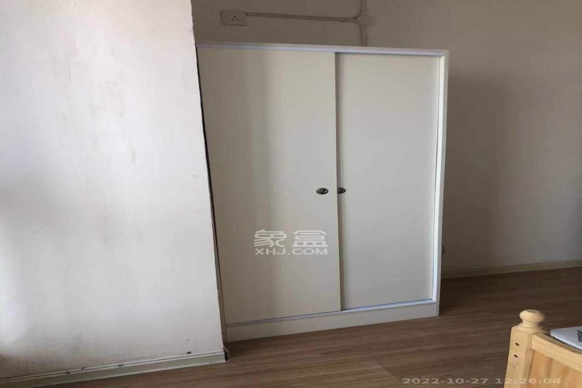 湘域熙岸  3室2厅2卫    2800.0元/月室内图
