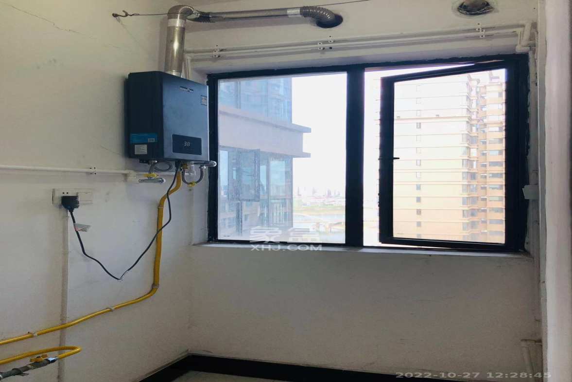 湘域熙岸  3室2厅2卫    2800.0元/月室内图