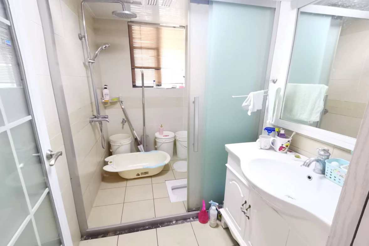 雄森国际  4室2厅2卫   2300.00元/月室内图
