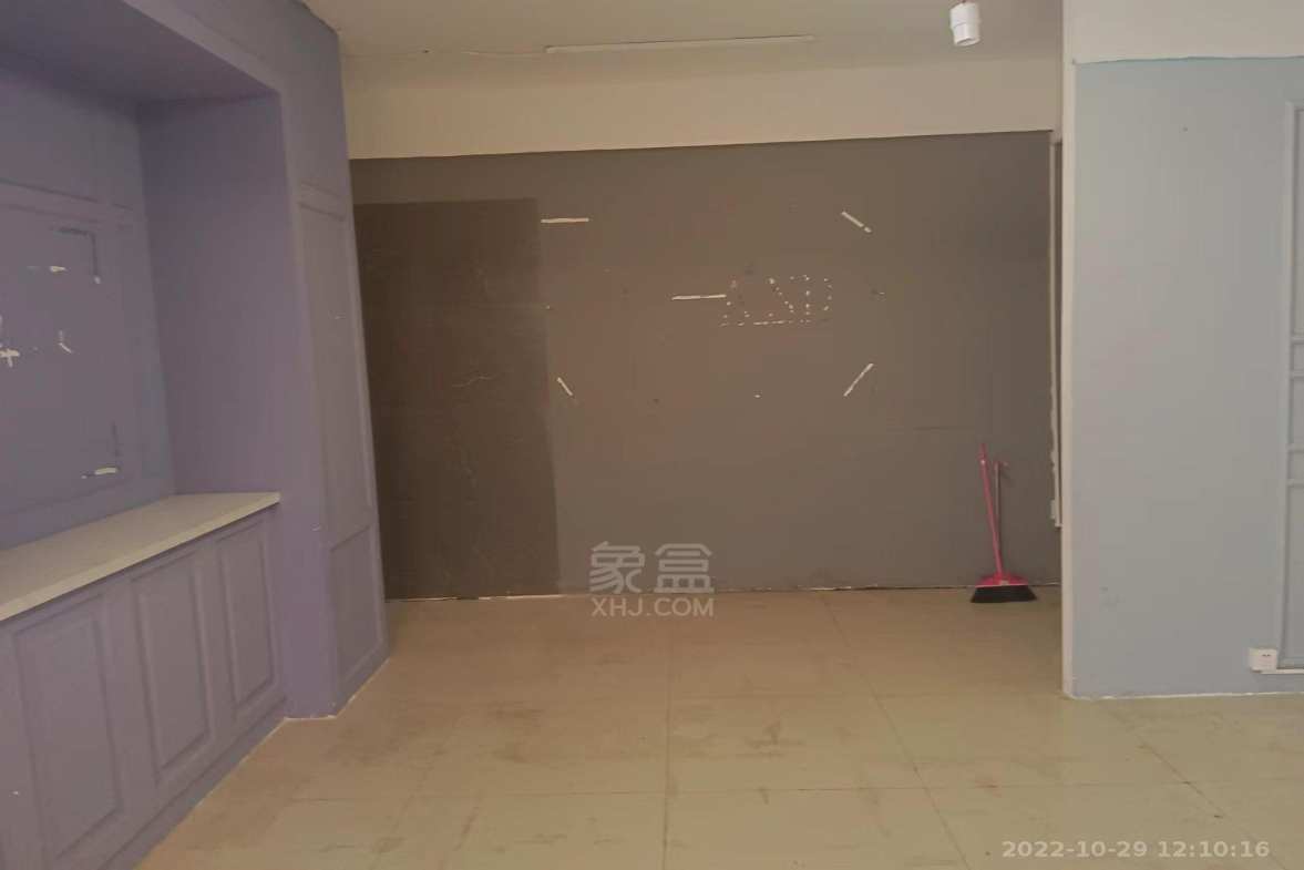 时尚新天地(平和堂) 2室2厅1卫 2200.00元/月 时尚新天地(平和堂) 2室2厅1卫 2200.00元/月室内图